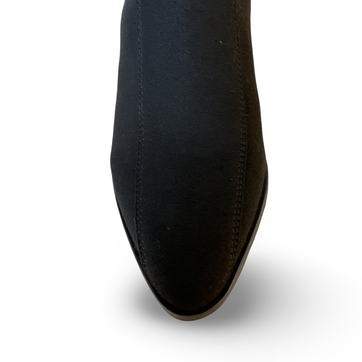 closed-toe pointed booties