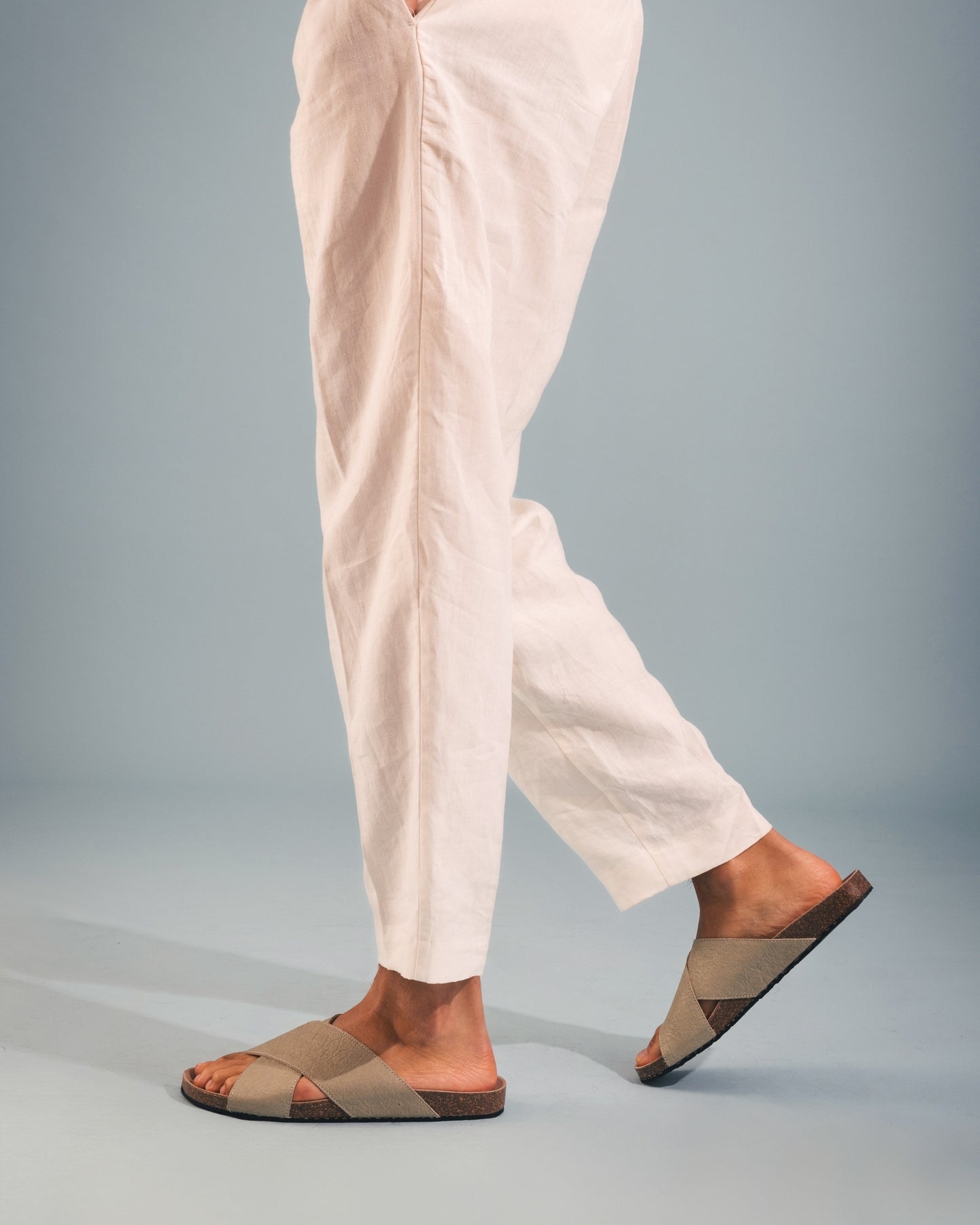 Vegan unisex sandals flat padded slip-on criss-cross straps anatomical