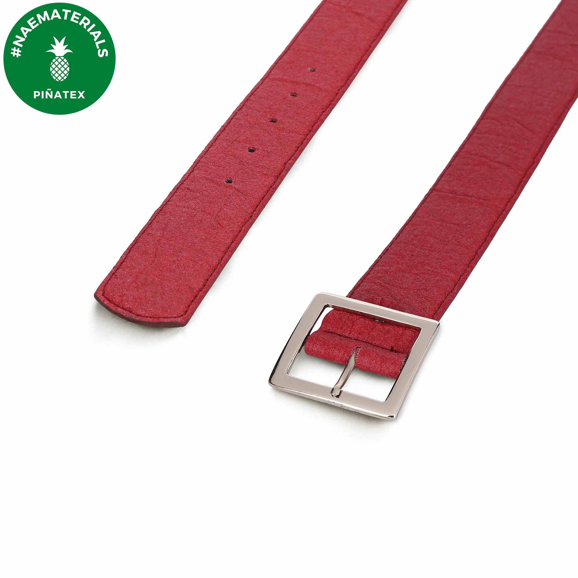 buckle and strap of the vegan belt crafted from Piñatex wit NAE materials label