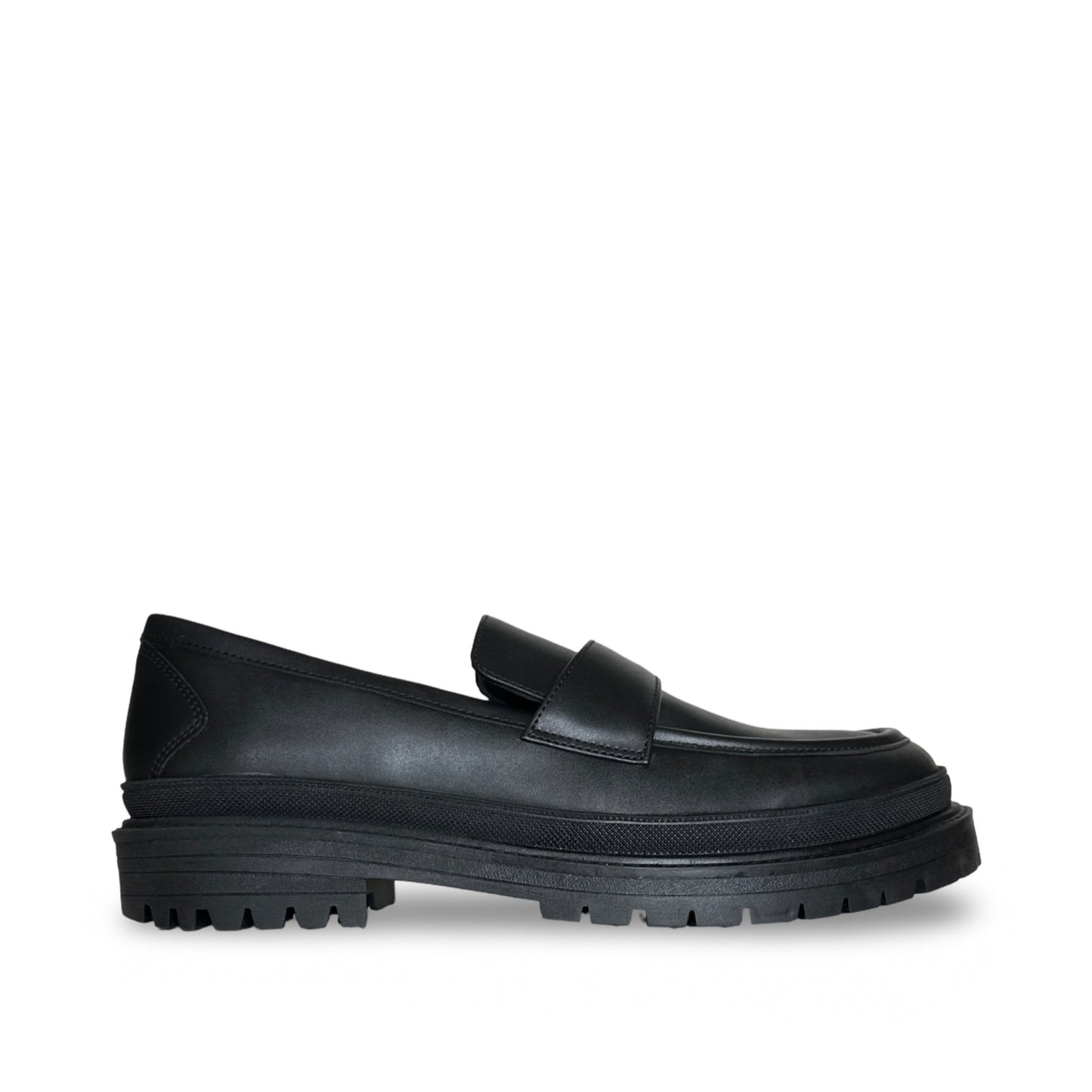 Black vegan loafer shoe for men