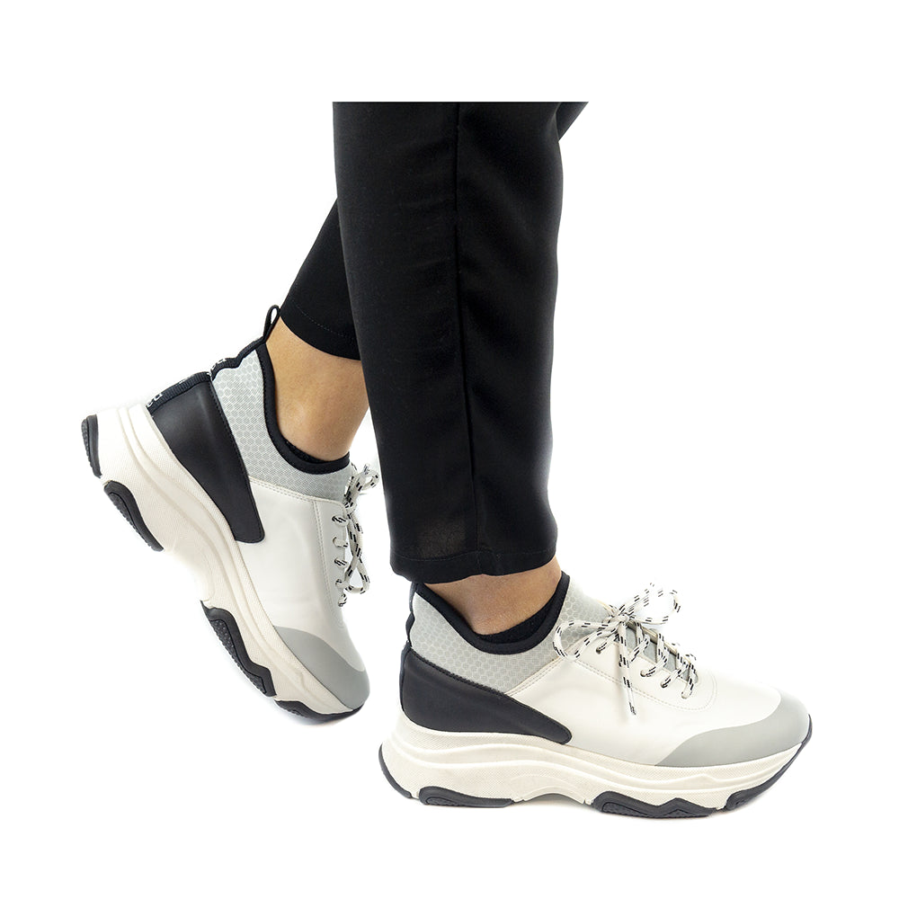 Vegane Sneaker smarte Chunky mit wellenförmigen Sohle technischem Nylongewebe | NAE Vegan Shoes