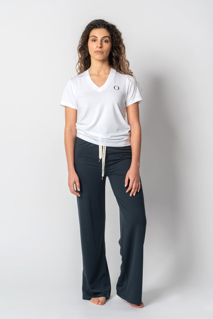 T-Shirt Bianca con Scollo a V - Emelline