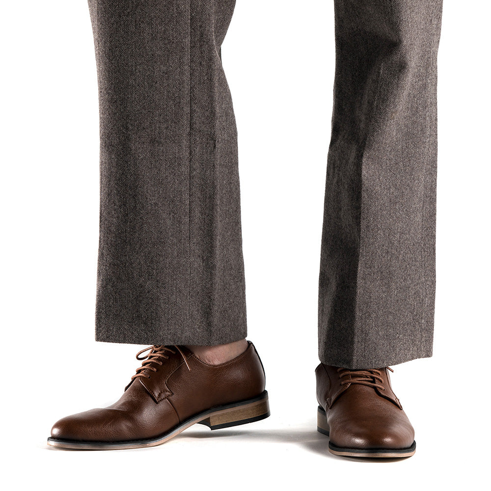 brown vegan shoes wearing formal pants | NAE Shop