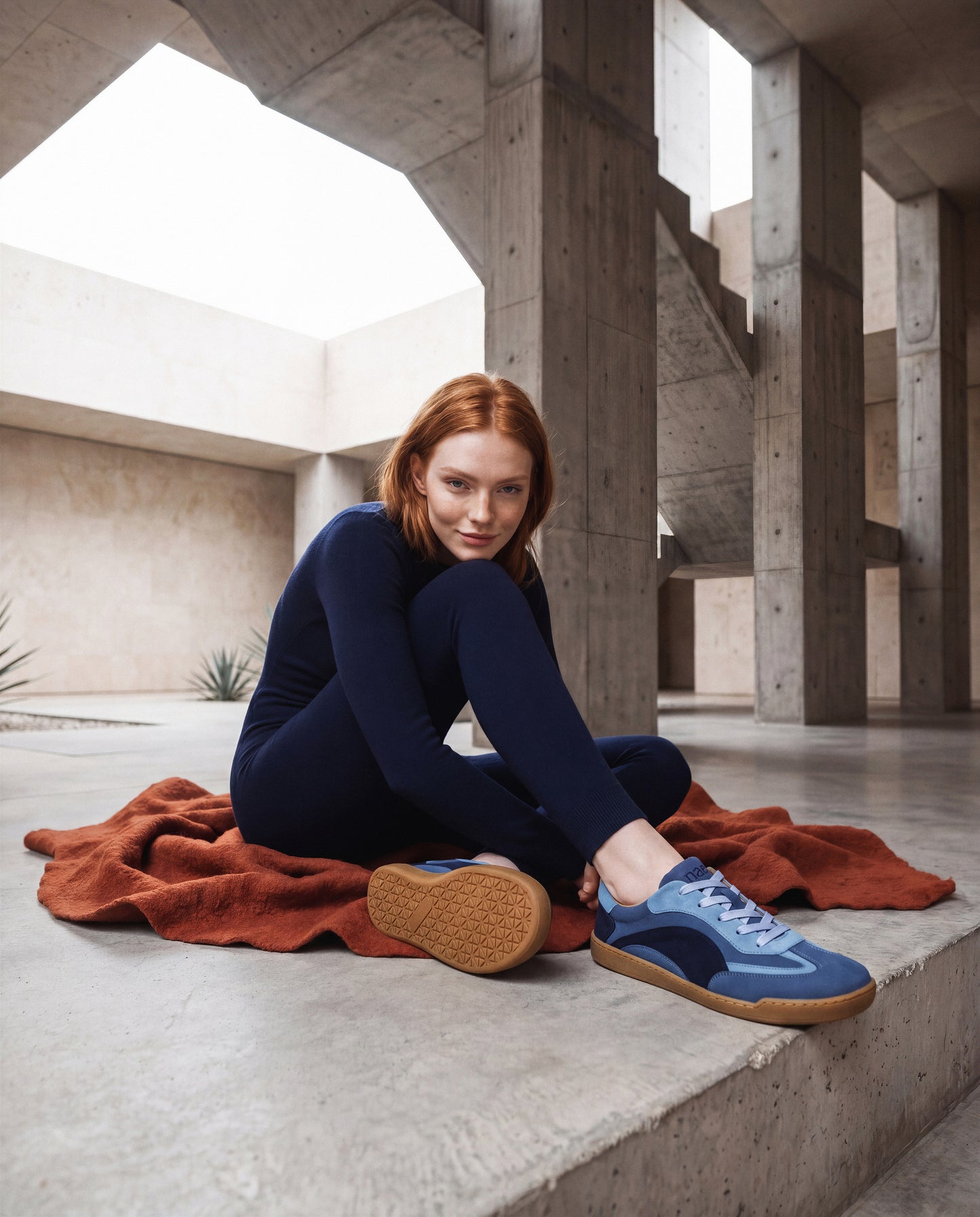 AYA Barefoot Blu