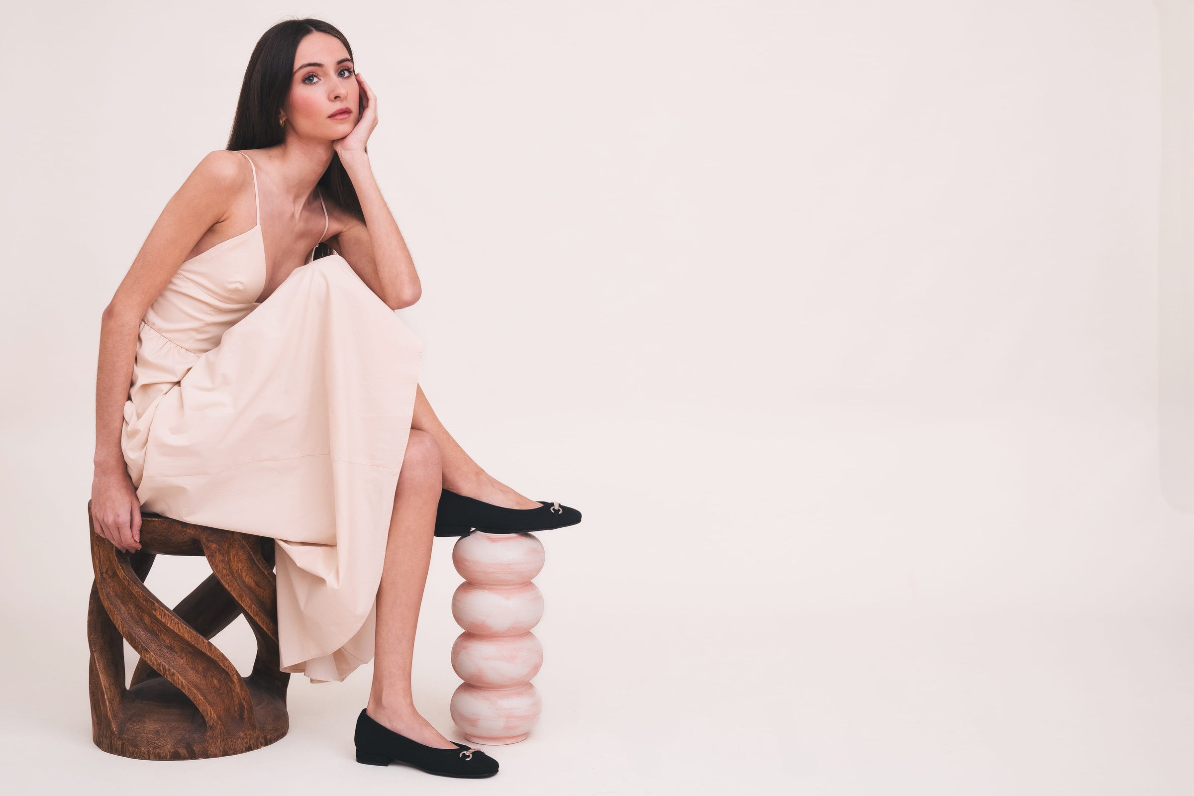 NAE Zwarte vegan ballerina’s voor dames – elegante platte schoenen