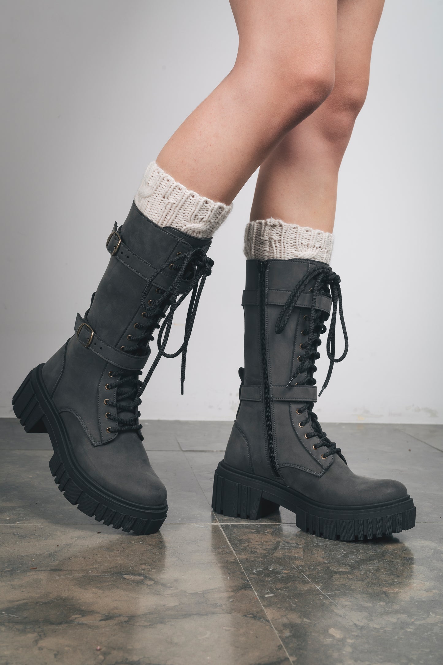 Women high vegan boots wearing socks crafted from nubuck microfiber | NAE Shop